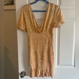 NWT Lumiere Urban Outfitters smocked mini dress yellow floral size large